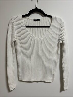 Brandy Melville White Ribbed V-Neck Sweater
